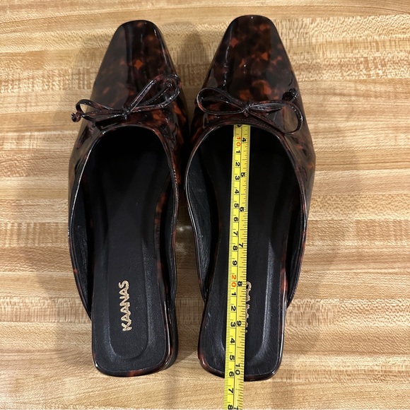 KAANAS Woman Size 9 Black Red Animal Print Flat SLIDES SLIP Shoes Casual Sandal - Picture 10 of 10